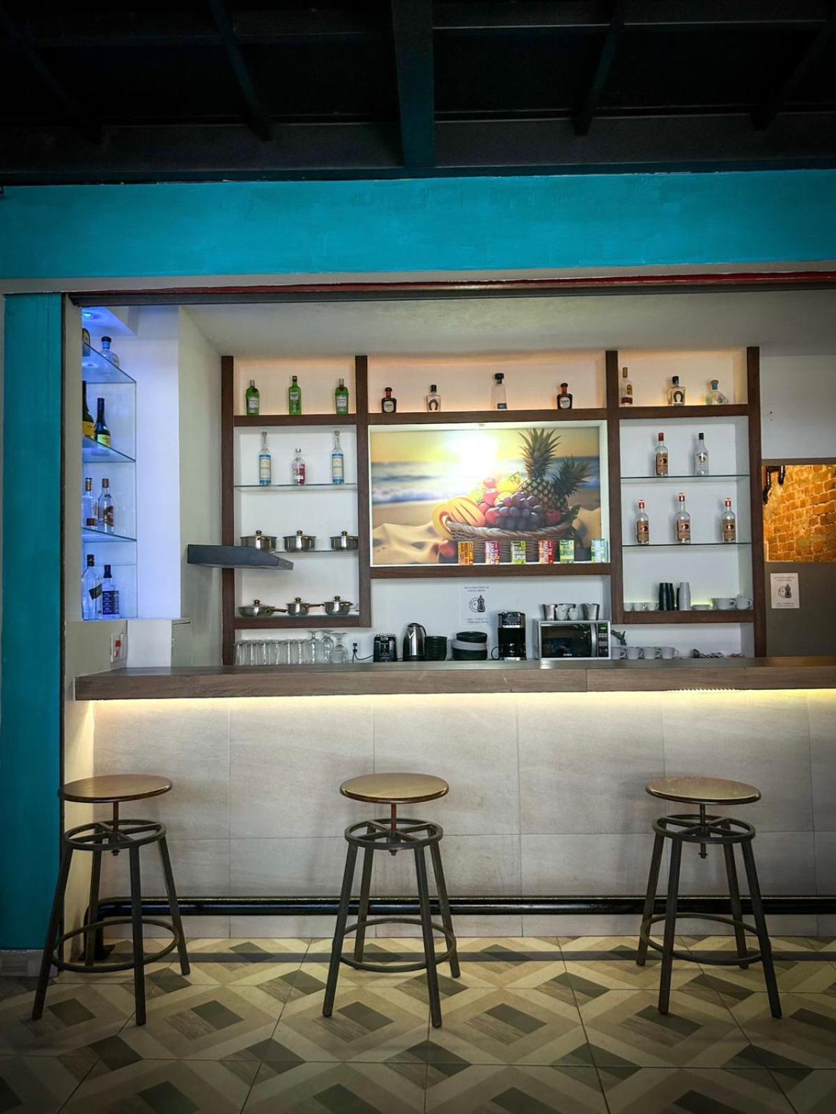 Spartacus Hostel Boutique For Men Пуэрто-Вальярта Экстерьер фото